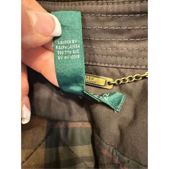 Lauren Ralph Lauren Women’s Utility Barn Jacket Corduroy Sz LP - Picture 9 of 10